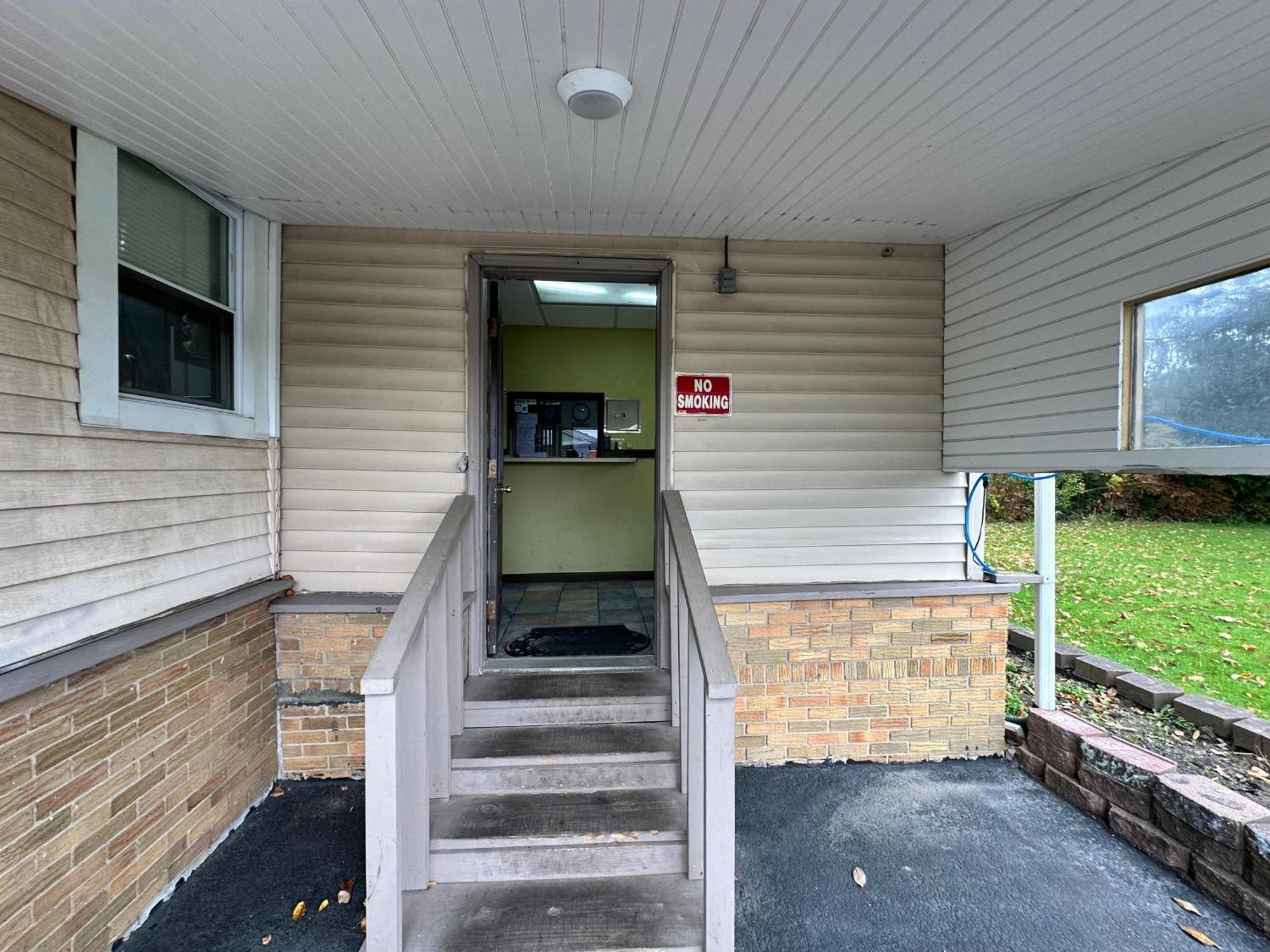 Westgate Manor Motel Austintown & Youngstown Ohio Dış mekan fotoğraf