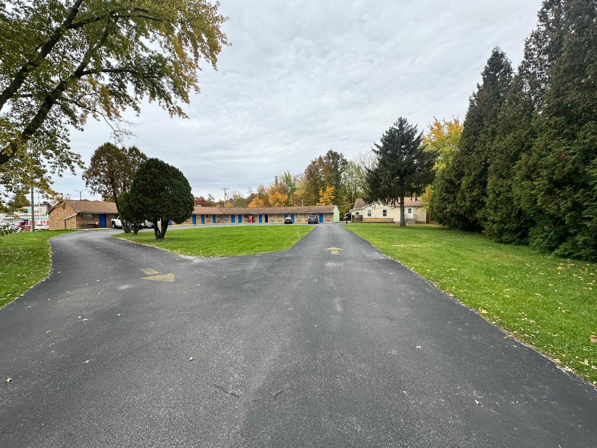 Westgate Manor Motel Austintown & Youngstown Ohio Dış mekan fotoğraf