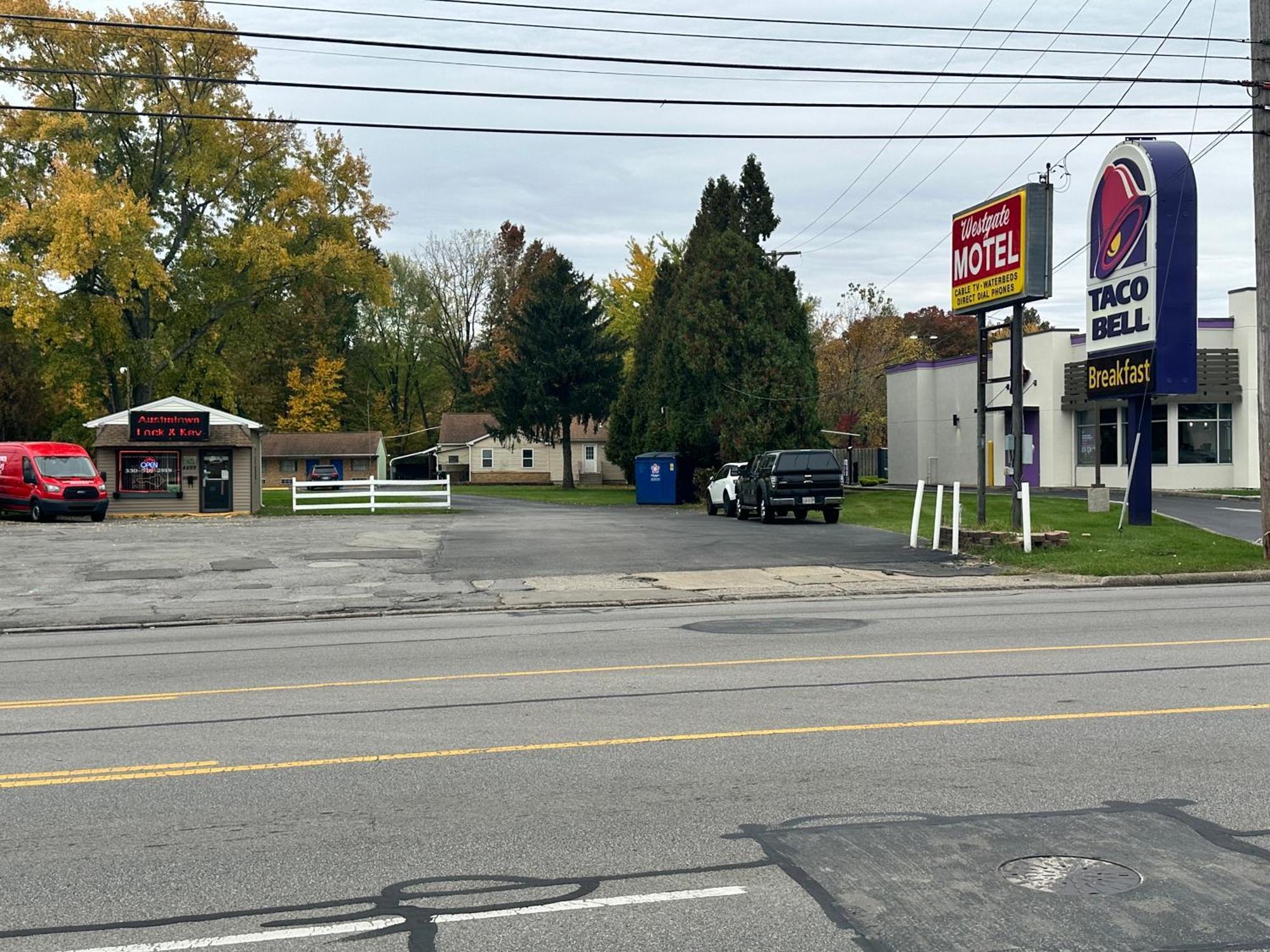 Westgate Manor Motel Austintown & Youngstown Ohio Dış mekan fotoğraf